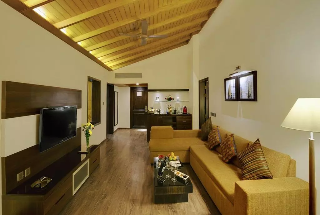 hotel kenilworth beach goa_shabavizparvaz_05.jpg